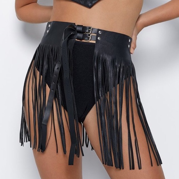 Beginning Boutique Dresses & Skirts - Eclat Dance the Night Away Tassel Belt